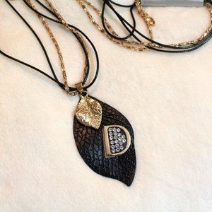 ❤️Blacken Gold Delicate Leaf Diamante multi necklace